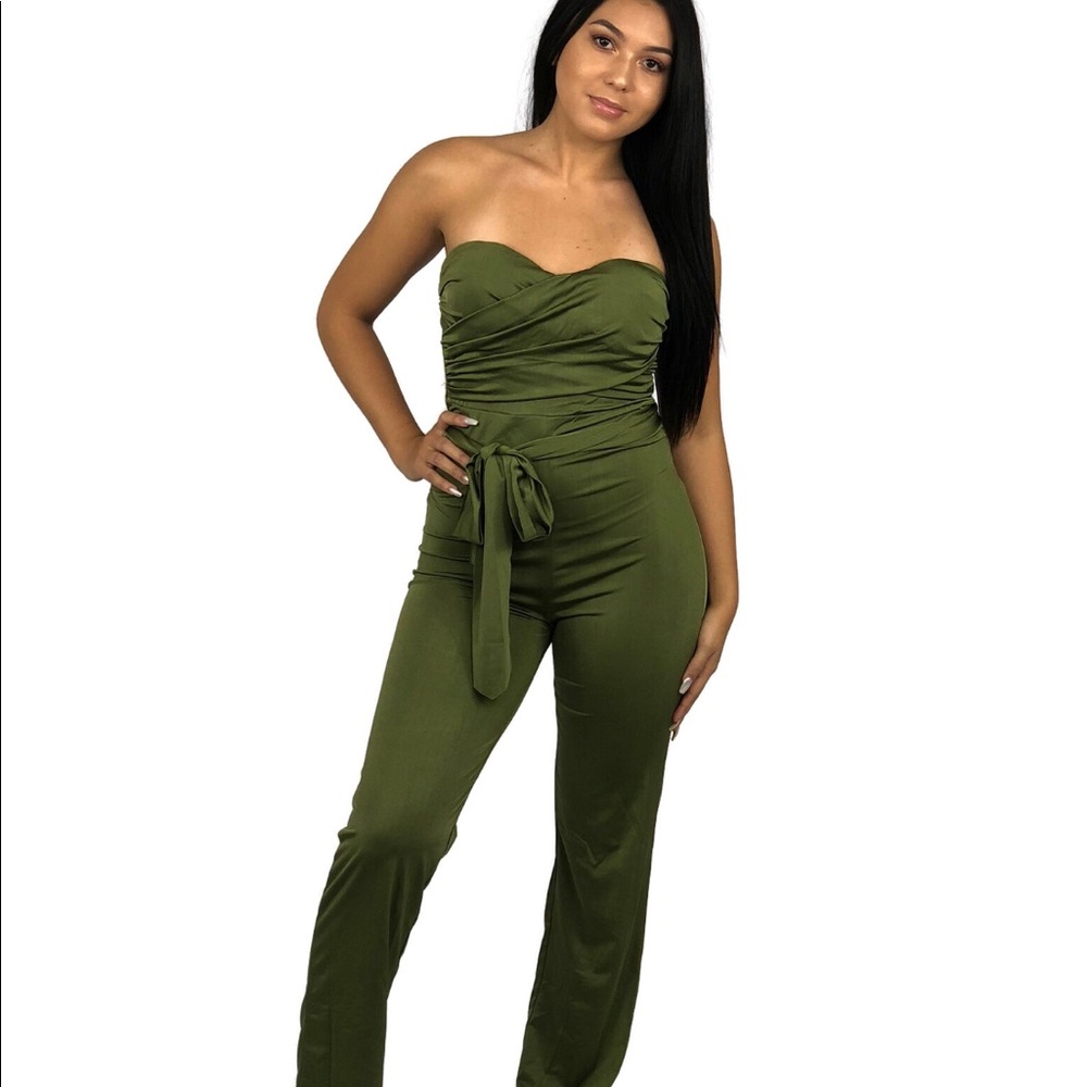 🔴One Piece Green Jumpsuit Tie Romper